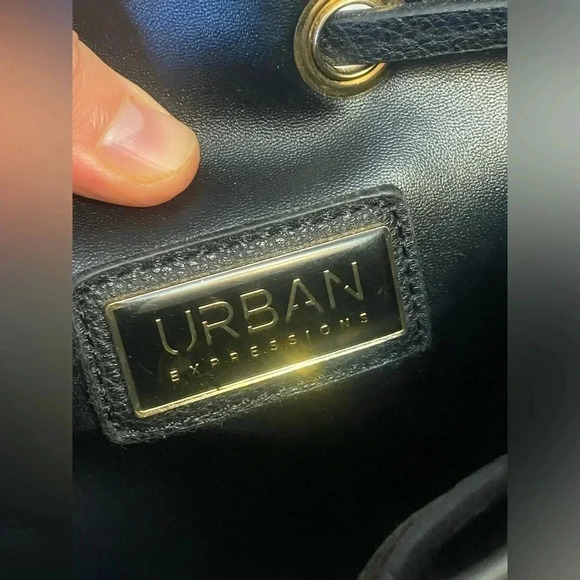 Summer Bag. With flowers 💐 on it 🥰 - Picture 8 of 8